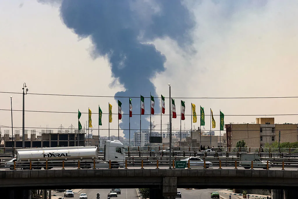 彭博：美国国债跌势延续，因油价飙升之际，市场预计美联储将按兵不动