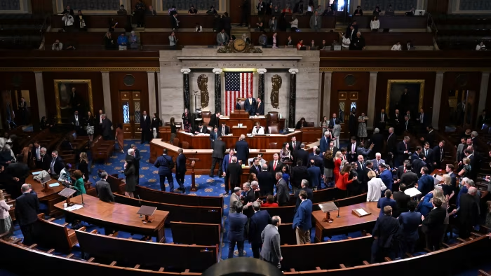 金融时报：美国众议院将就结束史上最长政府停摆的协议进行投票