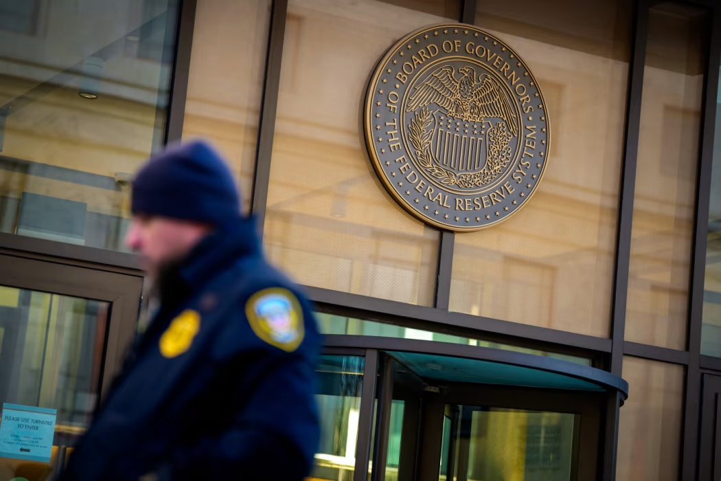 华尔街日报：美联储理事会一致投票决定重新任命各储备银行行长