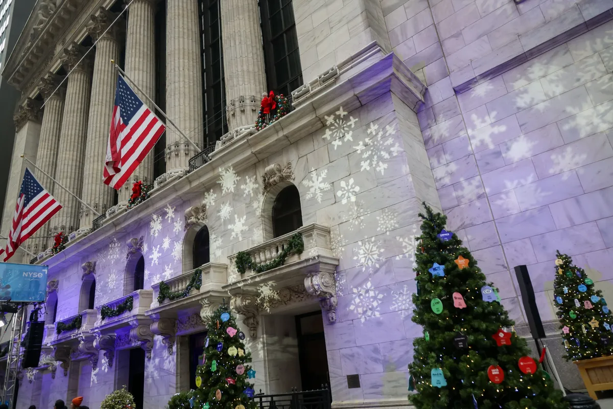 彭博市场综述：股市反弹，CPI数据提振国债收益