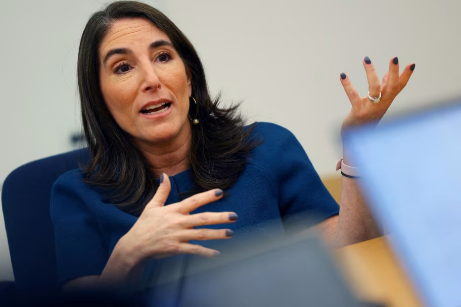 华尔街日报：美联储的哈马克对通胀保持警惕，倾向于在春季之前维持利率不变