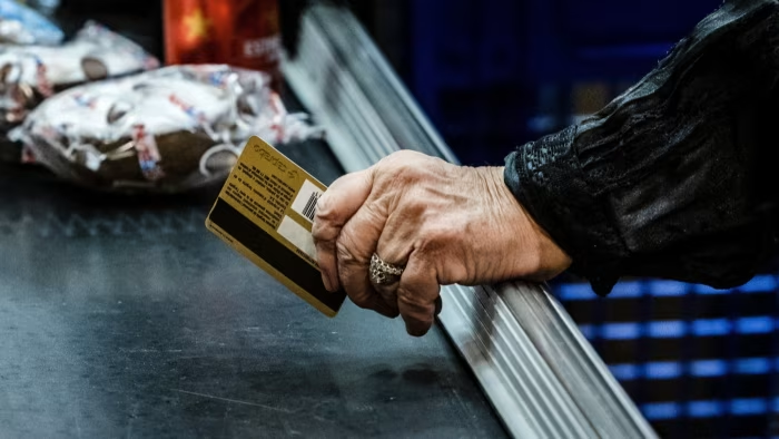 金融时报：随着风险偏好升温私募信贷公司蜂拥进入消费债务领域