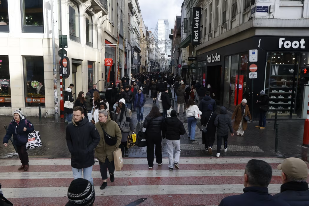 华尔街日报：欧元区零售销售意外下滑