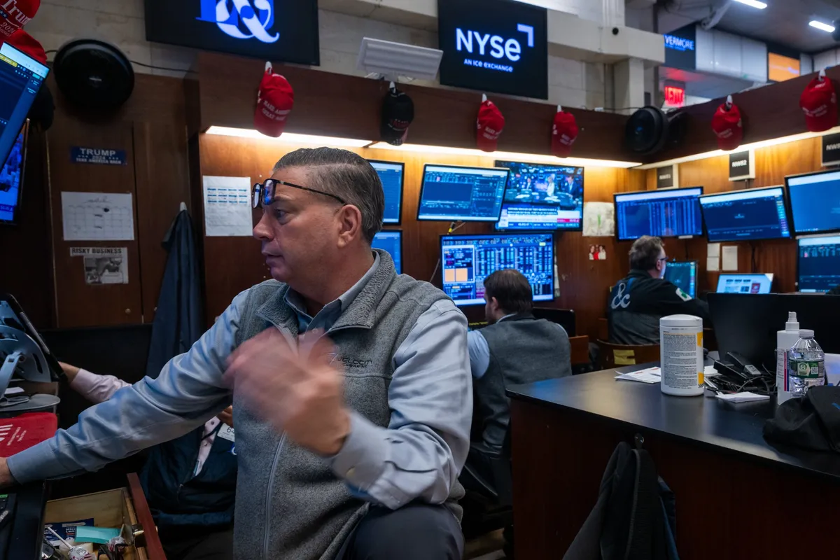 彭博： &ldquo;2秒钟损失100万美元&rdquo;--市场混乱震动交易台