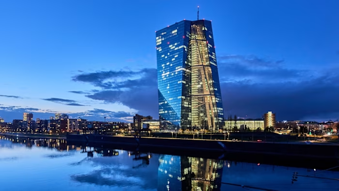 金融时报： 因担心伊朗冲击对财政造成打击欧元区借贷成本飙升