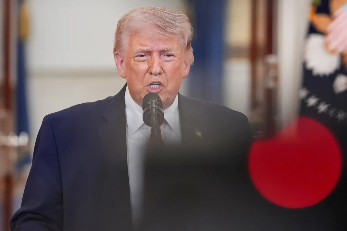 彭博市场综述： 特朗普发出警告后油价上涨股市剧烈波动