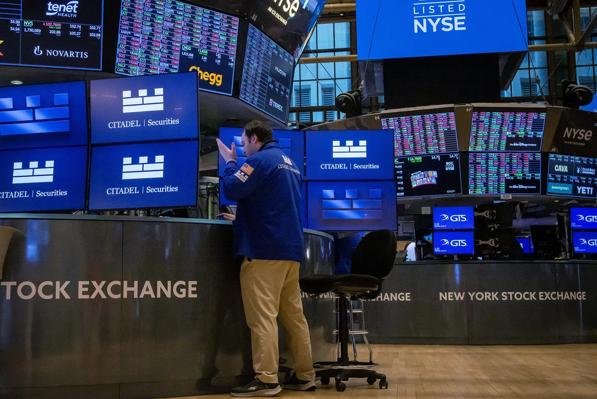 彭博： 城堡证券通过推动大宗股票交易挑战银行